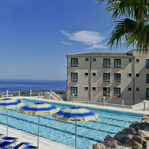 Hotel Brancamaria con minicrociera nel Golfo